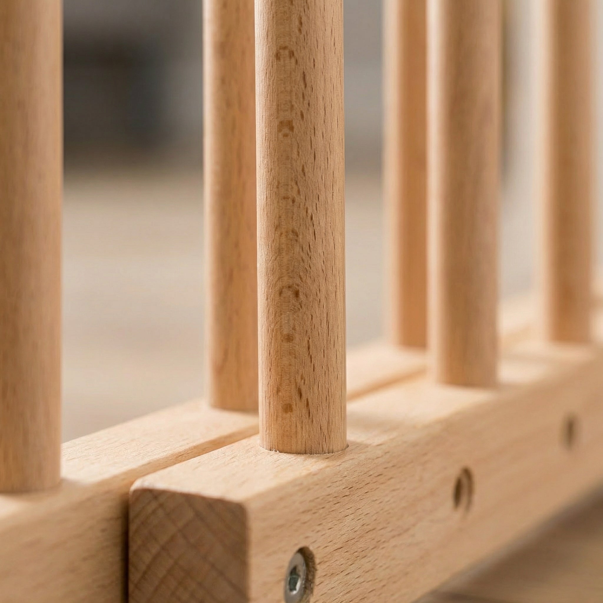 EmsCraft24 Treppenschutzgitter Holz 75-115,5 cm – Verstellbares Sicherheitsgitter für Treppen & Türen | Kinderschutzgitter